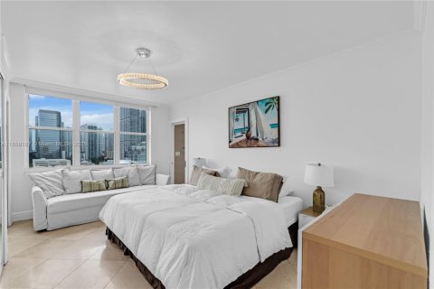 Copropriété à louer à Miami, Floride: 2 chambres, 92.9 m2 № 1888925 - photo 13