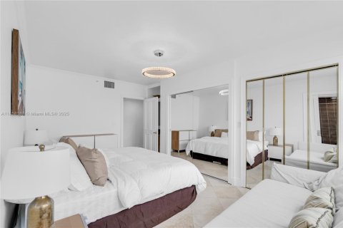 Copropriété à louer à Miami, Floride: 2 chambres, 92.9 m2 № 1888925 - photo 14