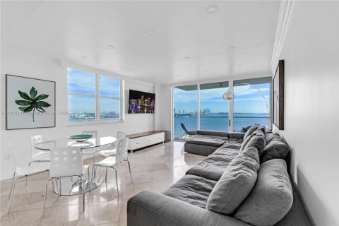 Copropriété à louer à Miami, Floride: 2 chambres, 92.9 m2 № 1888925 - photo 1
