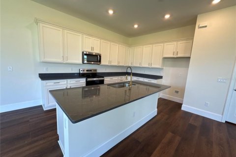 Villa ou maison à louer à Orlando, Floride: 5 chambres, 332.13 m2 № 2403505 - photo 8