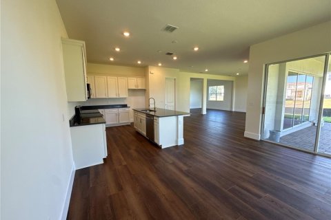 Villa ou maison à louer à Orlando, Floride: 5 chambres, 332.13 m2 № 2403505 - photo 7