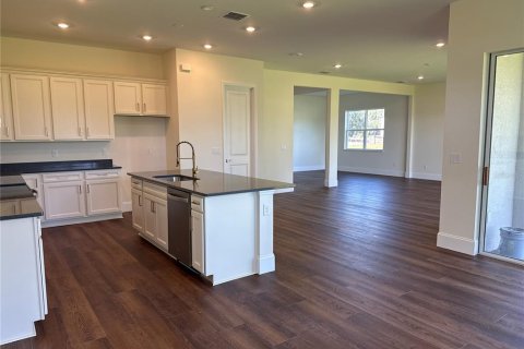 Villa ou maison à louer à Orlando, Floride: 5 chambres, 332.13 m2 № 2403505 - photo 9