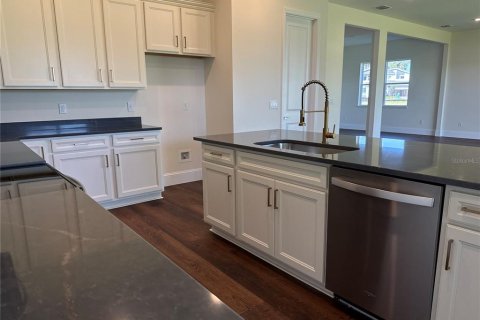Villa ou maison à louer à Orlando, Floride: 5 chambres, 332.13 m2 № 2403505 - photo 15