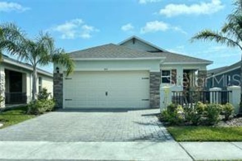 Villa ou maison à louer à New Smyrna Beach, Floride: 3 chambres, 153.2 m2 № 1917424 - photo 1