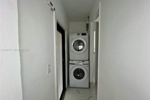 Снять в аренду виллу или дом в Майами, Флорида 3 спальни, 145.67м2, № 2006520 - фото 26