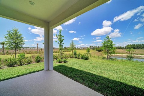 House in Zephyrhills, Florida 3 bedrooms, 142.51 sq.m. № 2137742 - photo 29