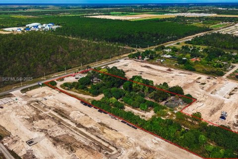 Купить коммерческую недвижимость в Хомстед, Флорида № 2034965 - фото 5