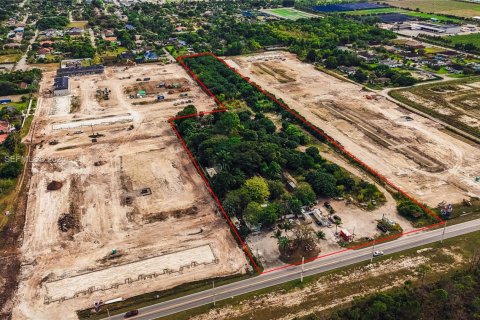 Купить коммерческую недвижимость в Хомстед, Флорида № 2034965 - фото 7