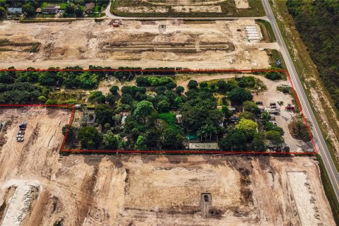 Купить коммерческую недвижимость в Хомстед, Флорида № 2034965 - фото 21