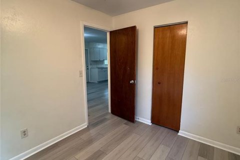 Casa en alquiler en Alachua, Florida, 3 dormitorios, 98.1 m2 № 1904131 - foto 28