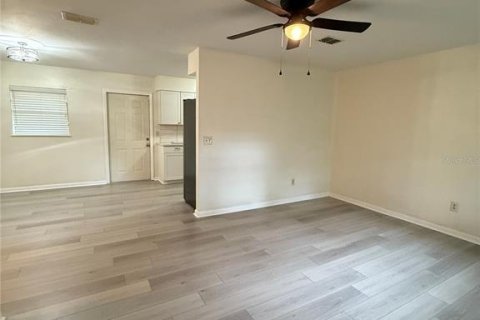 Casa en alquiler en Alachua, Florida, 3 dormitorios, 98.1 m2 № 1904131 - foto 4