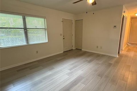 Casa en alquiler en Alachua, Florida, 3 dormitorios, 98.1 m2 № 1904131 - foto 7