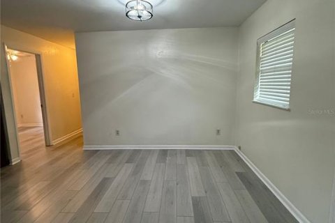 Casa en alquiler en Alachua, Florida, 3 dormitorios, 98.1 m2 № 1904131 - foto 18
