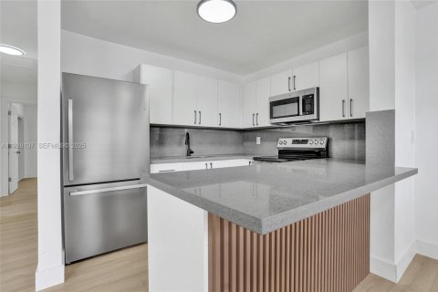 Villa ou maison à louer à Miramar, Floride: 3 chambres, 146.97 m2 № 1987378 - photo 18