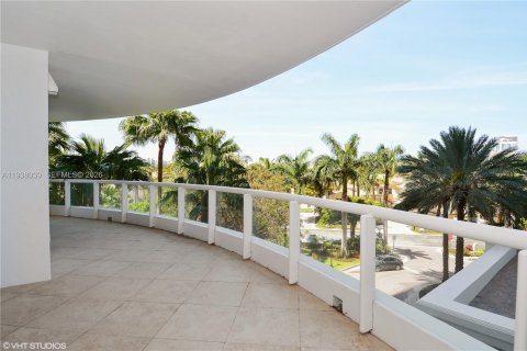 Copropriété à louer à Aventura, Floride: 3 chambres, 294.78 m2 № 1995921 - photo 15