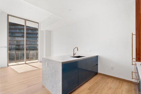 Condominio en venta en Miami, Florida, 1 dormitorio, 51.56 m2 № 2031419 - foto 9