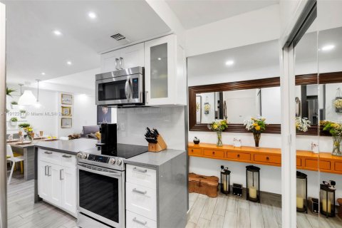 Copropriété à vendre à Boca Raton, Floride: 3 chambres, 95.78 m2 № 1969793 - photo 13