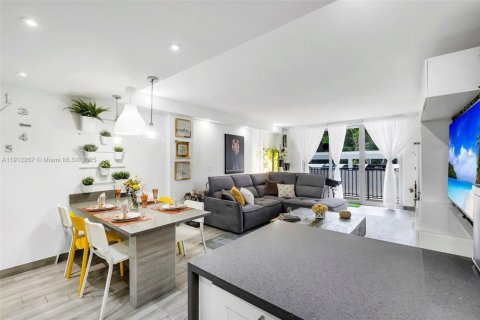 Copropriété à vendre à Boca Raton, Floride: 3 chambres, 95.78 m2 № 1969793 - photo 16