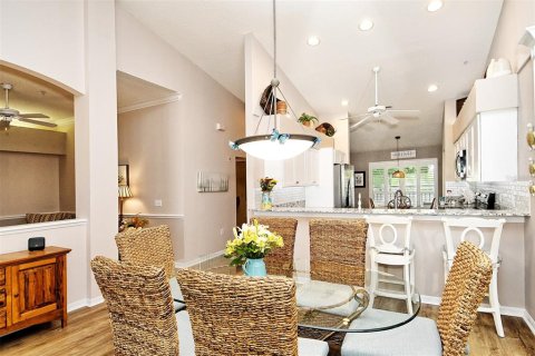 Condo in Sarasota, Florida, 2 bedrooms  № 2099468 - photo 17
