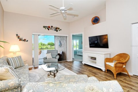 Condo in Sarasota, Florida, 2 bedrooms  № 2099468 - photo 12