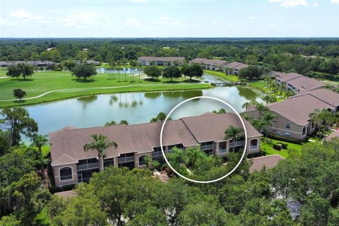 Condo in Sarasota, Florida, 2 bedrooms № 2099468