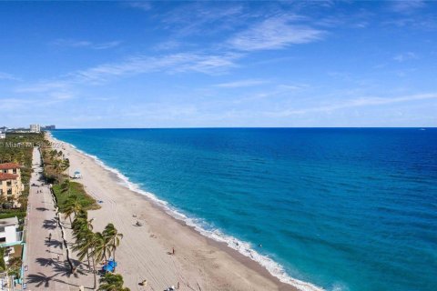 Copropriété à louer à Hollywood, Floride: 1 chambre, 47.57 m2 № 1708759 - photo 23
