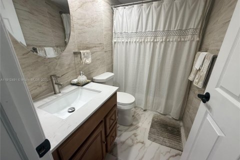 Copropriété à vendre à Homestead, Floride: 2 chambres, 99.41 m2 № 1966870 - photo 13
