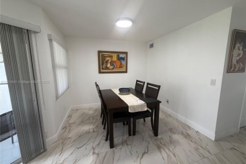 Copropriété à vendre à Homestead, Floride: 2 chambres, 99.41 m2 № 1966870 - photo 7