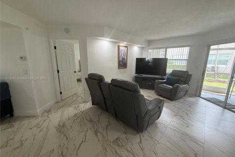 Copropriété à vendre à Homestead, Floride: 2 chambres, 99.41 m2 № 1966870 - photo 6