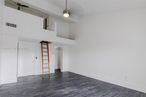 Снять в аренду таунхаус в Норт-Майами-Бич, Флорида 2 спальни, 174.66м2, № 2001068 - фото 22