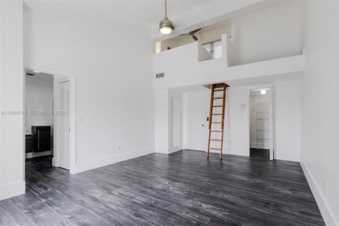 Снять в аренду таунхаус в Норт-Майами-Бич, Флорида 2 спальни, 174.66м2, № 2001068 - фото 20