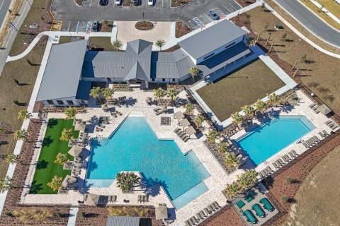 Villa ou maison à vendre à Clermont, Floride: 4 chambres, 204.48 m2 № 2149942 - photo 4