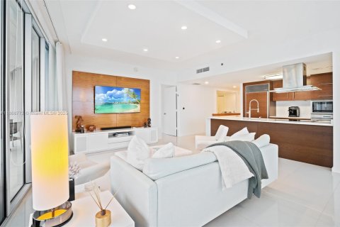 Copropriété à louer à Miami, Floride: 3 chambres, 173.73 m2 № 1922868 - photo 8