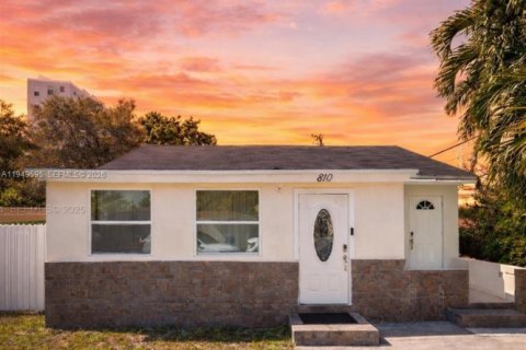 Villa ou maison à Miami, Floride 3 chambres, 134.99 m2 № 2005254