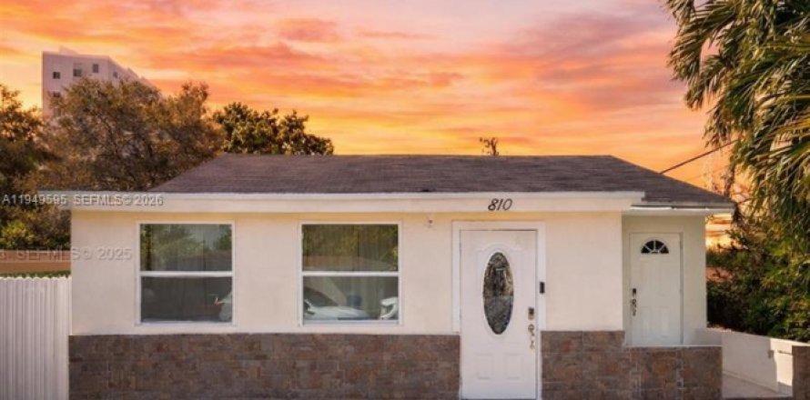 Villa ou maison à Miami, Floride 3 chambres, 134.99 m2 № 2005254