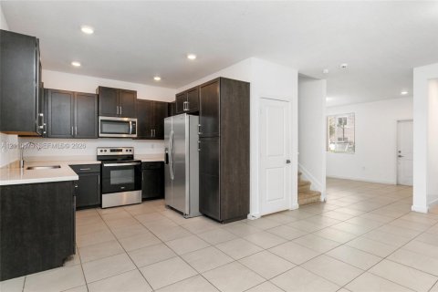 Adosado en venta en Homestead, Florida, 3 dormitorios, 120.96 m2 № 2426309 - foto 22