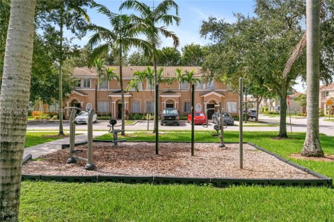 Adosado en venta en Homestead, Florida, 3 dormitorios, 120.96 m2 № 2426309 - foto 7