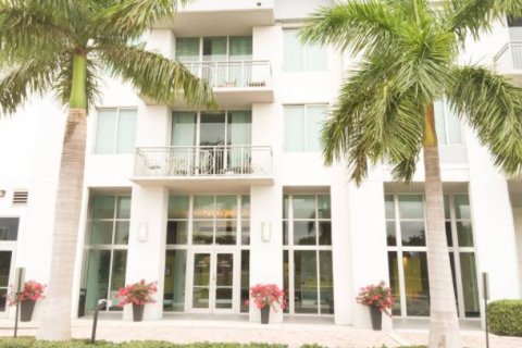 Condo in West Palm Beach, Florida, 1 bedroom  № 1051072 - photo 1