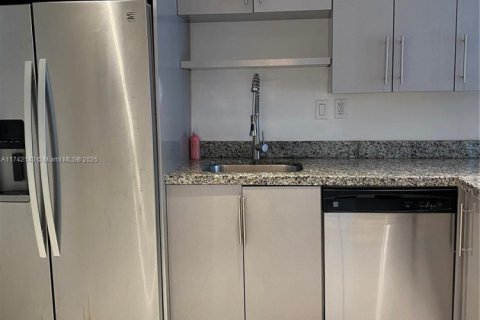 Copropriété à vendre à Hallandale Beach, Floride: 1 chambre, 85.01 m2 № 2013777 - photo 3