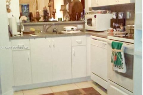 Снять в аренду кондоминиум в Хомстед, Флорида 2 спальни, 84.54м2, № 2057254 - фото 4