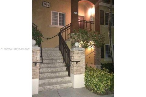 Снять в аренду кондоминиум в Хомстед, Флорида 2 спальни, 84.54м2, № 2057254 - фото 2