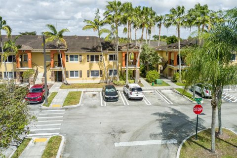 Снять в аренду кондоминиум в Хомстед, Флорида 2 спальни, 84.54м2, № 2057254 - фото 14