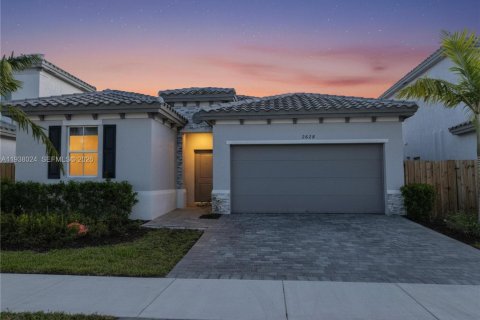 Купить виллу или дом в Хомстед, Флорида 4 спальни, 173.73м2, № 2005966 - фото 2