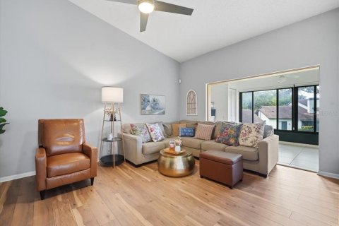 Condo in Safety Harbor, Florida, 2 bedrooms  № 2342578 - photo 19