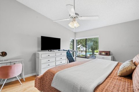Condo in Safety Harbor, Florida, 2 bedrooms  № 2342578 - photo 29