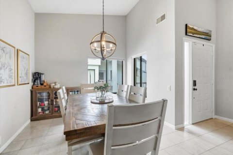 Condo in Safety Harbor, Florida, 2 bedrooms  № 2342578 - photo 8