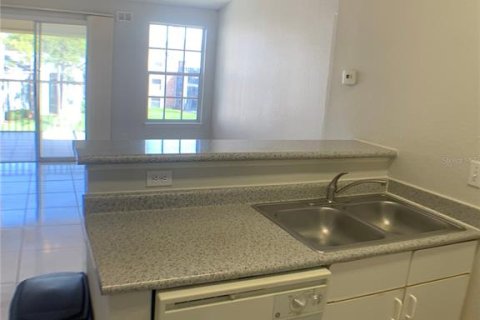 Copropriété à louer à Orlando, Floride: 2 chambres, 81.2 m2 № 2424338 - photo 4