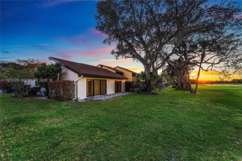 Casa en venta en Deerfield Beach, Florida, 2 dormitorios, 140.93 m2 № 2033224 - foto 2