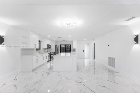 Casa en venta en Deerfield Beach, Florida, 2 dormitorios, 140.93 m2 № 2033224 - foto 19