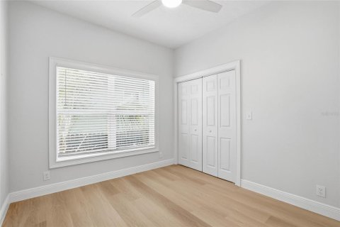 House in Tampa, Florida 3 bedrooms, 117.06 sq.m. № 2096842 - photo 25